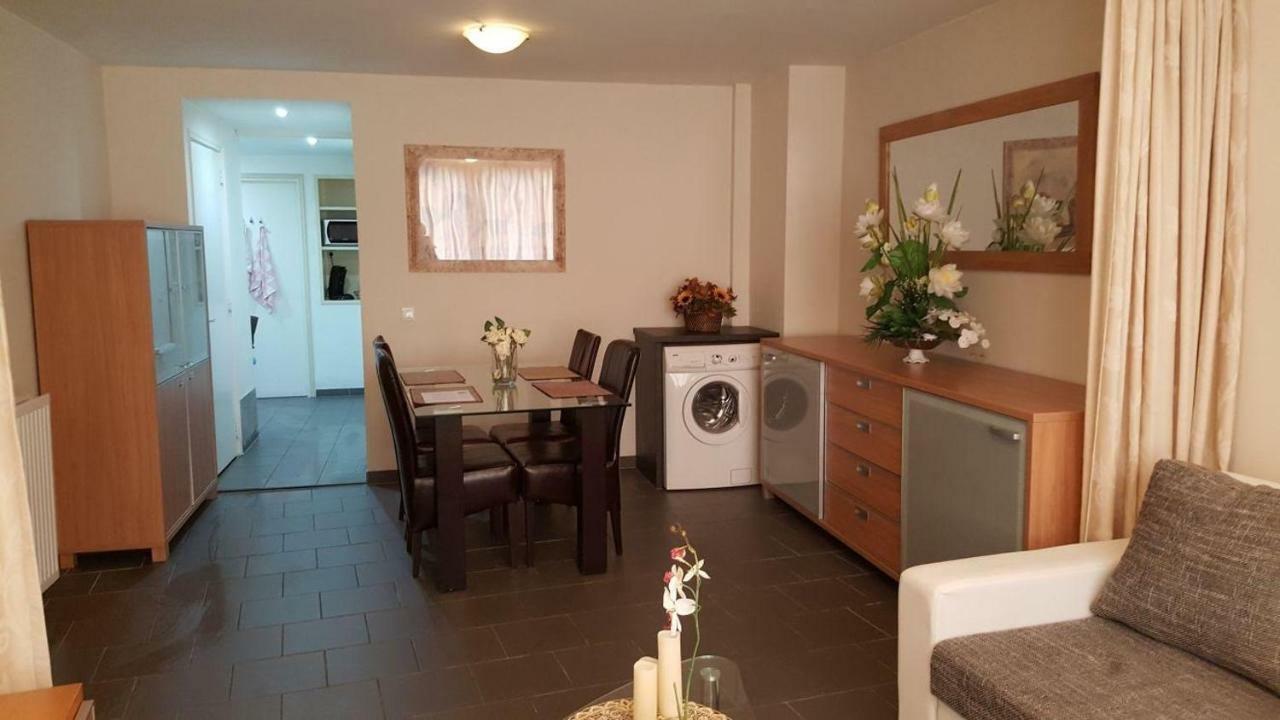Apartment + Studios Insulinde Tilbourg Extérieur photo
