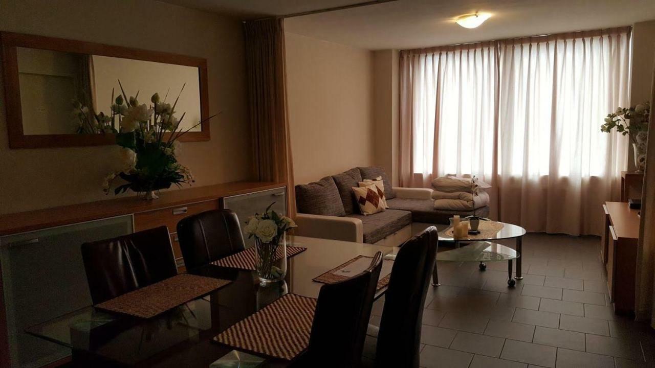 Apartment + Studios Insulinde Tilbourg Extérieur photo