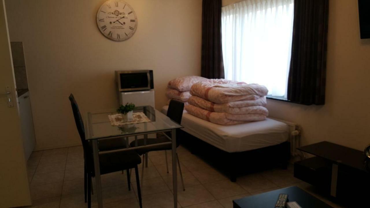 Apartment + Studios Insulinde Tilbourg Extérieur photo