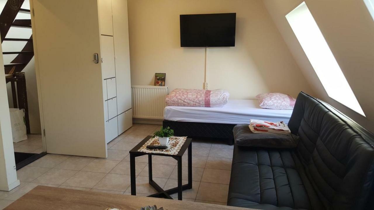 Apartment + Studios Insulinde Tilbourg Extérieur photo