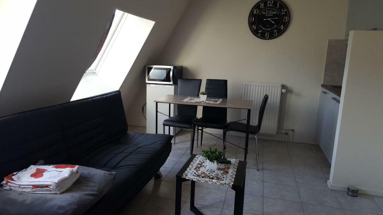 Apartment + Studios Insulinde Tilbourg Extérieur photo